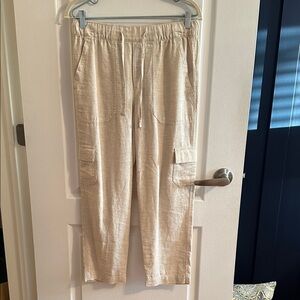 The Gap beige linen cargo easy pant
